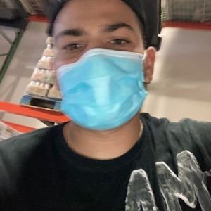 Meet your Posher, Julio daniel